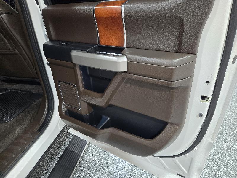 Ford F-150 King Ranch 4WD SuperCrew 5.5' Box 2017