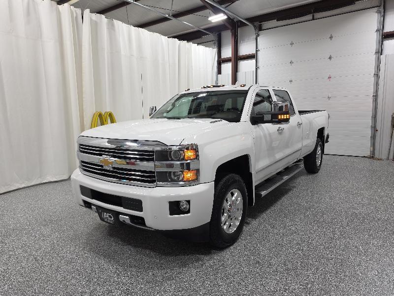 Chevrolet Silverado 3500HD Built After Aug 14 4WD Crew Cab 167.7" High Country 2015