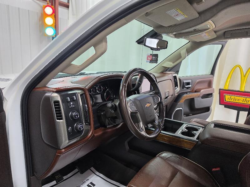 Chevrolet Silverado 3500HD Built After Aug 14 4WD Crew Cab 167.7" High Country 2015