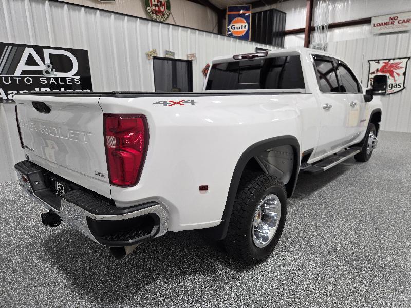 Chevrolet Silverado 3500HD 4WD Crew Cab 172" LTZ 2024