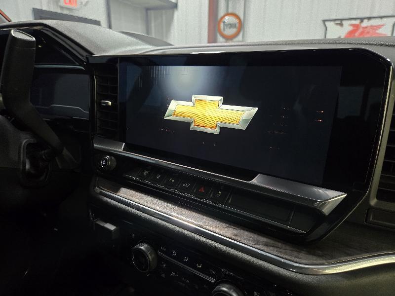 Chevrolet Silverado 3500HD 4WD Crew Cab 172" LTZ 2024