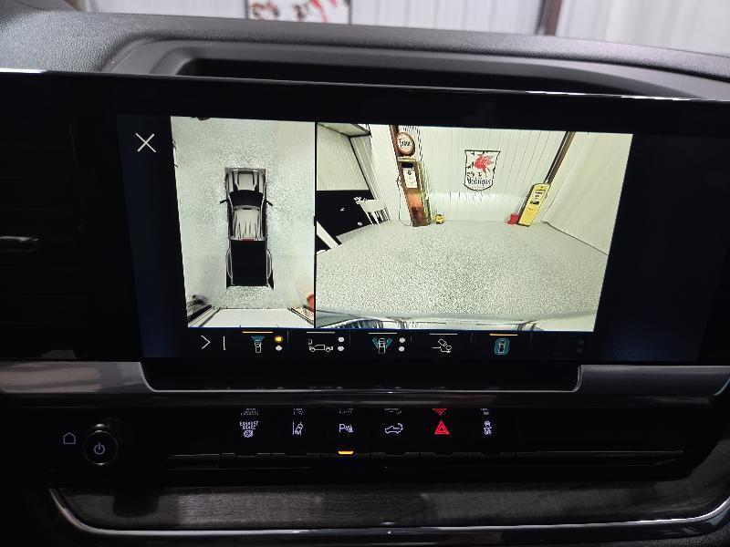 Chevrolet Silverado 3500HD 4WD Crew Cab 172" LTZ 2024