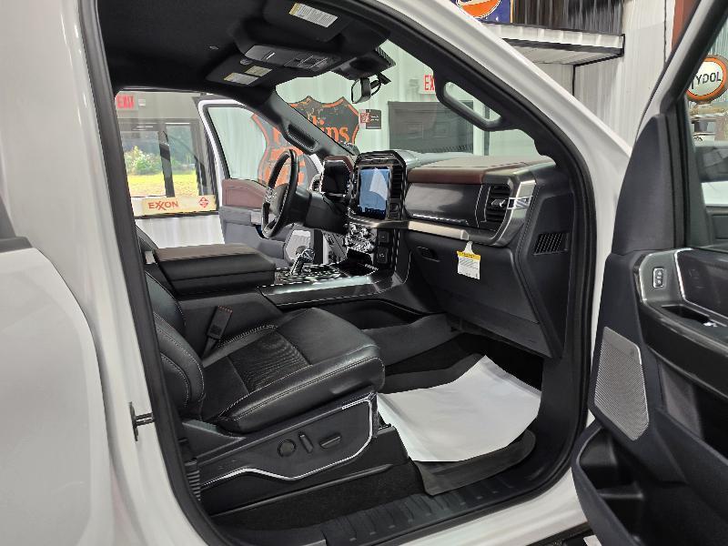 Ford F-150 Lariat 4WD SuperCrew 6.5' Box 2023