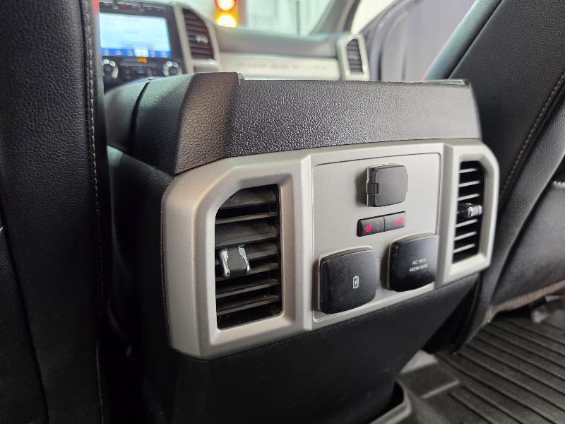 Ford Super Duty F-250 SRW Lariat 4WD Crew Cab 6.75' Box 2021