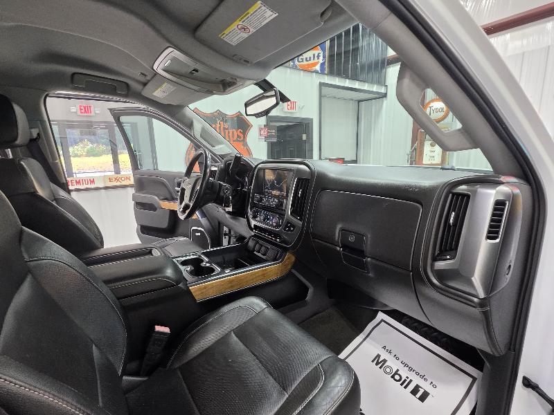 Chevrolet Silverado 3500HD 4WD Double Cab 158.1" LTZ 2015