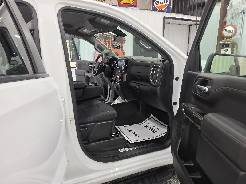 Chevrolet Silverado 1500 LTD 4WD Crew Cab 147" RST 2022