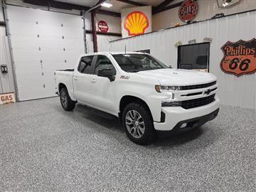 2022 Chevrolet Silverado 1500 LTD 4WD Crew Cab 147" RST
