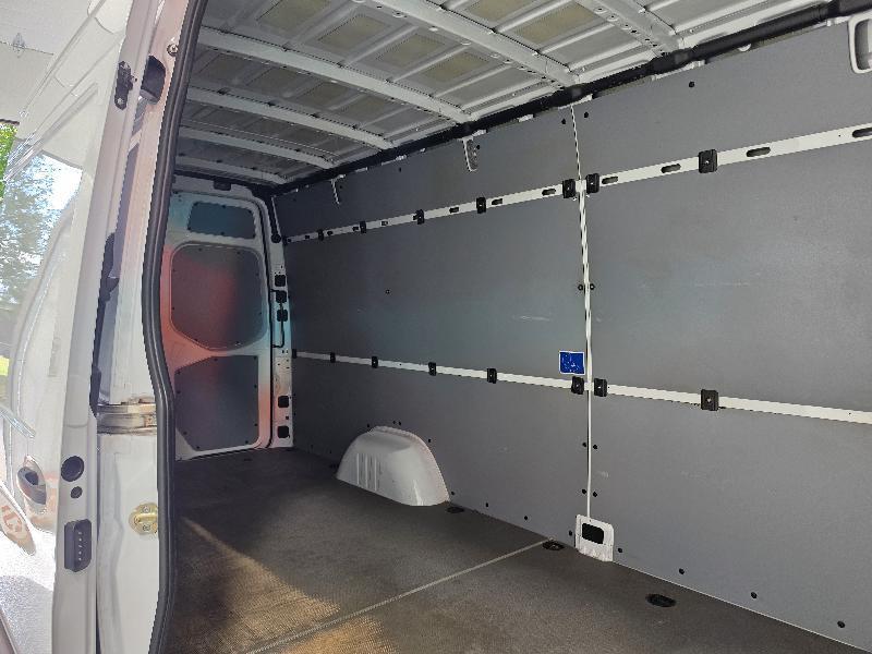 Freightliner Sprinter Van 2500 High Roof V6 170" RWD 2020
