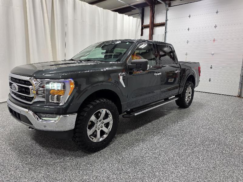 Ford F-150 4WD SuperCrew 139" XLT 2021