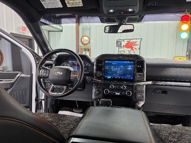 Ford F-150 4WD SuperCrew 145" Lariat 2022