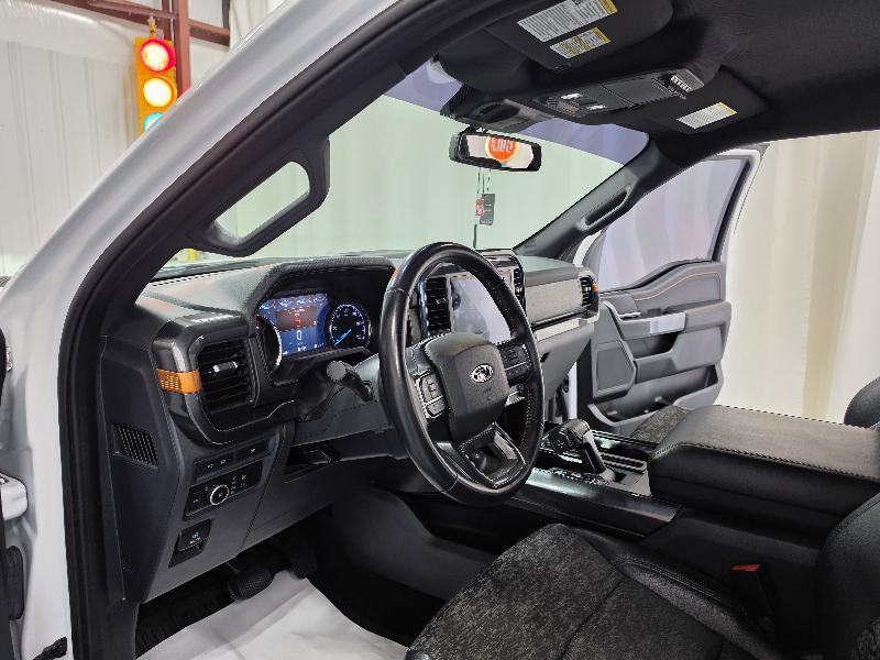 Ford F-150 4WD SuperCrew 145" Lariat 2022