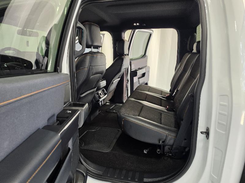 Ford F-150 4WD SuperCrew 145" Lariat 2022