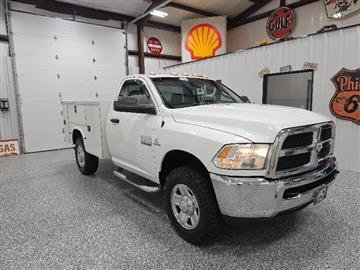 2017 RAM 3500 Tradesman 4x4 Reg Cab 8' Box