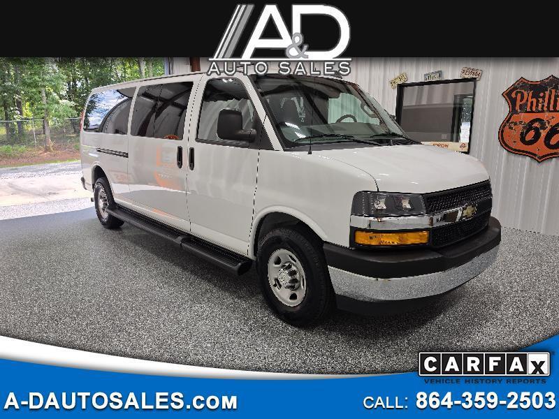 Chevrolet Express Passenger RWD 3500 155" LT 2019