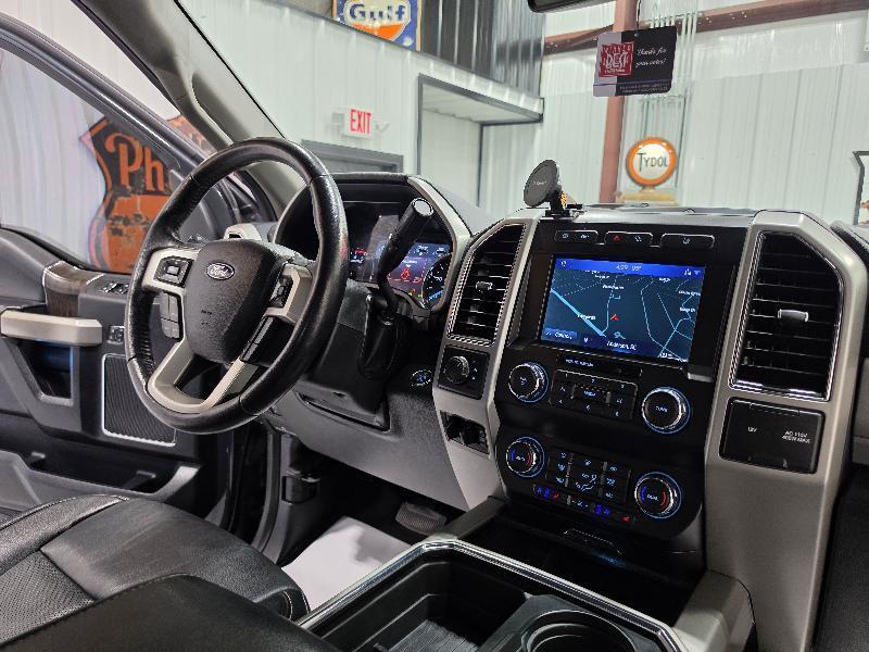 Ford Super Duty F-250 SRW King Ranch 4WD Crew Cab 8' Box 2021