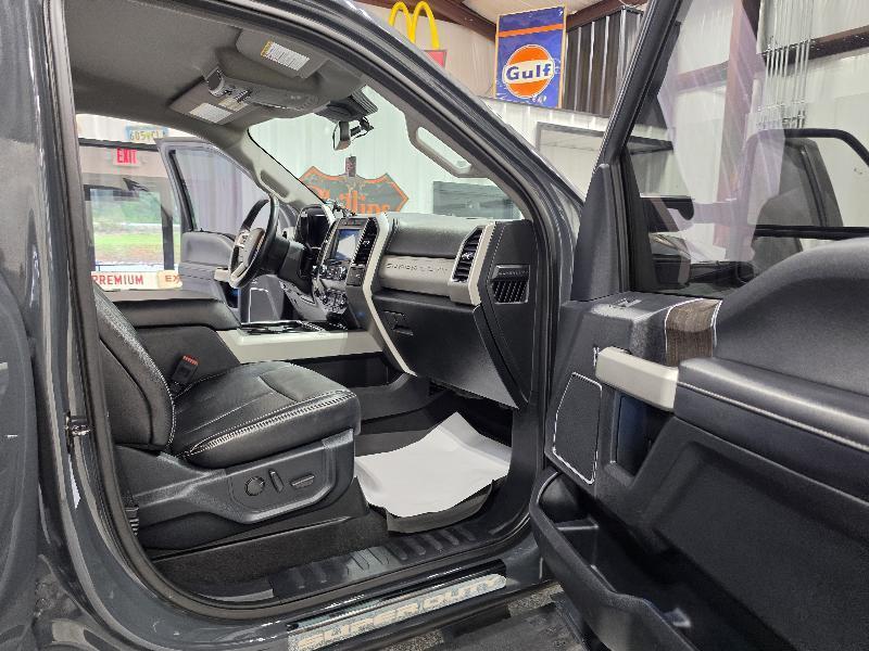Ford Super Duty F-250 SRW King Ranch 4WD Crew Cab 8' Box 2021