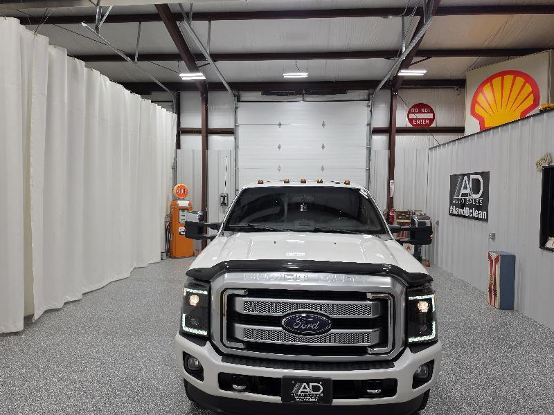 Ford Super Duty F-350 DRW 4WD Crew Cab 172" Platinum 2015