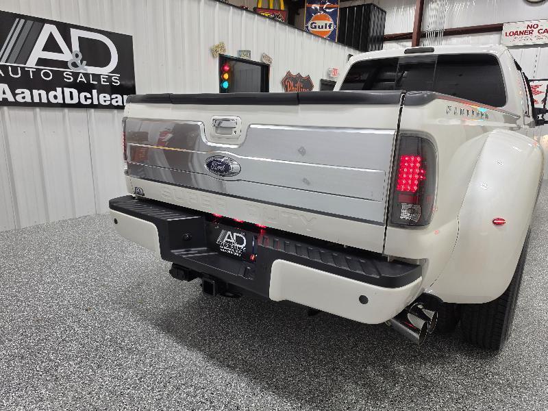 Ford Super Duty F-350 DRW 4WD Crew Cab 172" Platinum 2015