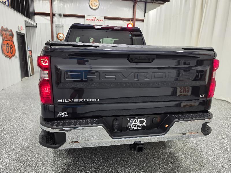 Chevrolet Silverado 1500 4WD Crew Cab 147" LT w/2FL 2024