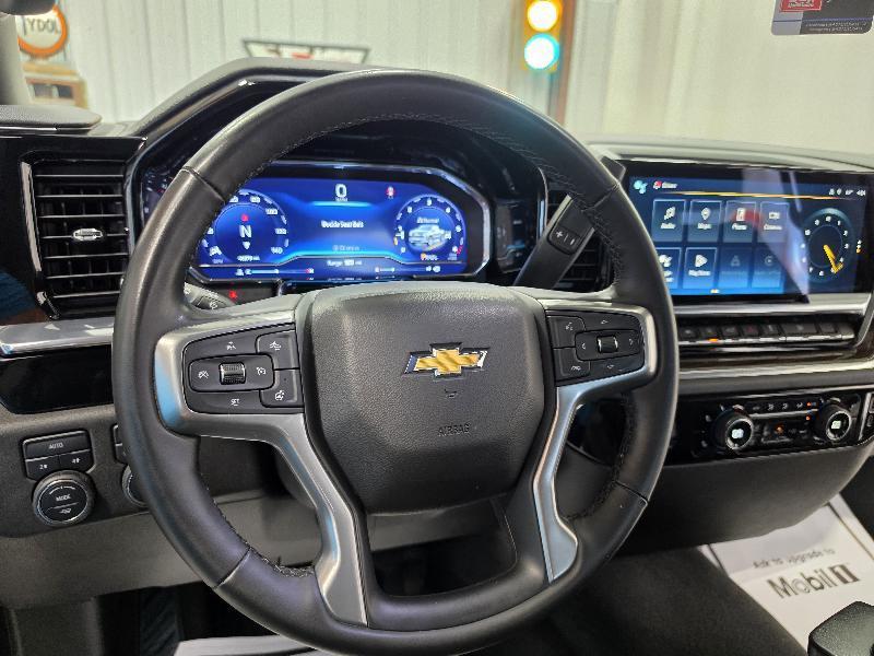Chevrolet Silverado 1500 4WD Crew Cab 147" LT w/2FL 2024