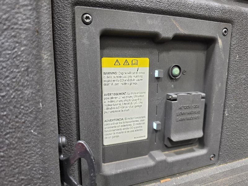 Ford F-150 4WD SuperCrew 145" XLT 2022