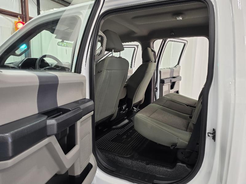 Ford Super Duty F-250 SRW XL 4WD Crew Cab 8' Box 2022