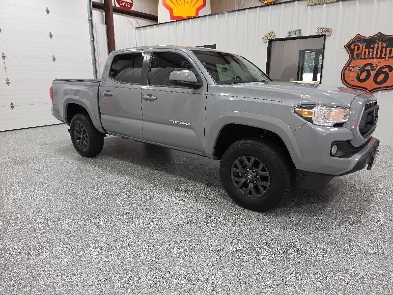 Toyota Tacoma 2WD TRD Off Road Double Cab 5' Bed V6 AT (Natl) 2021
