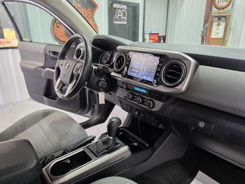 Toyota Tacoma 2WD TRD Off Road Double Cab 5' Bed V6 AT (Natl) 2021