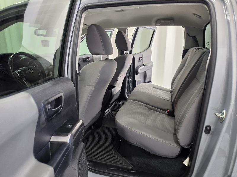 Toyota Tacoma 2WD TRD Off Road Double Cab 5' Bed V6 AT (Natl) 2021