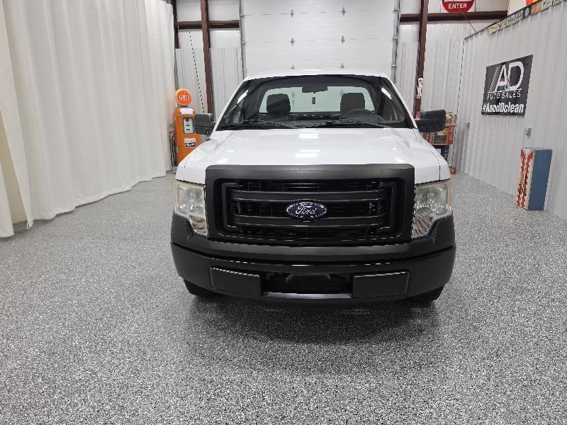 Ford F-150 2WD Reg Cab 126" STX 2014