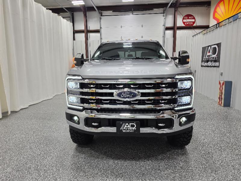 Ford Super Duty F-250 SRW King Ranch 4WD Crew Cab 8' Box 2023