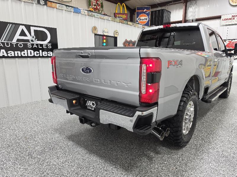 Ford Super Duty F-250 SRW King Ranch 4WD Crew Cab 8' Box 2023