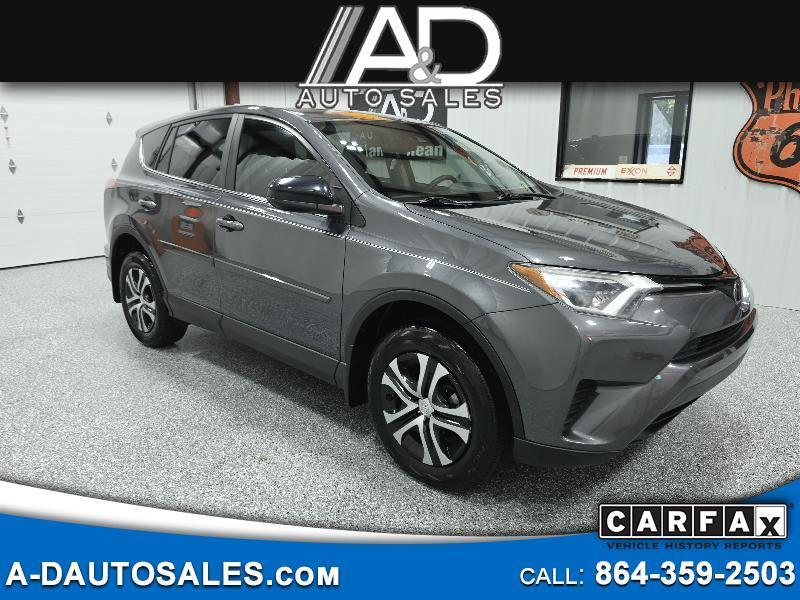 2018 Toyota RAV4 LE FWD (Natl)