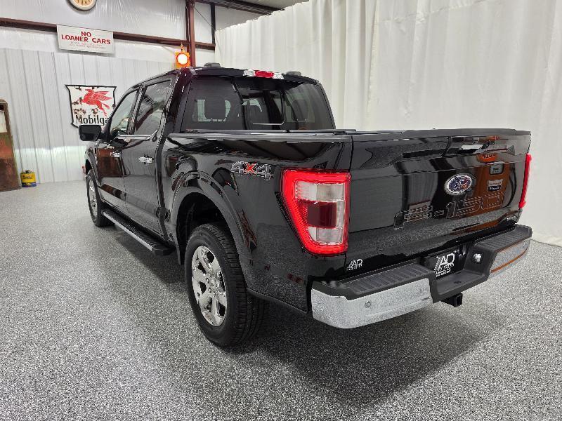 Ford F-150 4WD SuperCrew 150" Lariat 2021