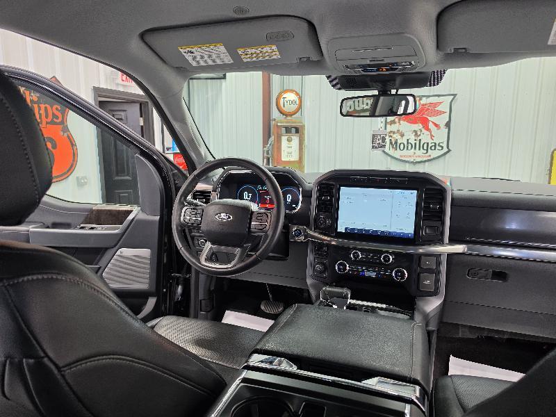 Ford F-150 4WD SuperCrew 150" Lariat 2021