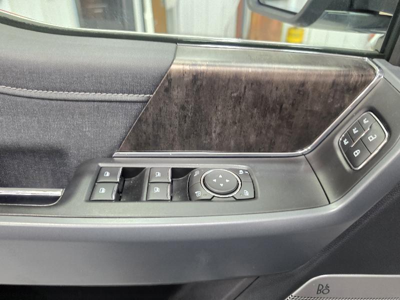 Ford F-150 4WD SuperCrew 150" Lariat 2021