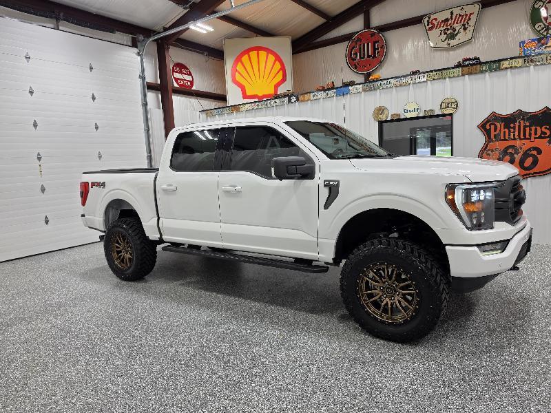 Ford F-150 4WD SuperCrew 145" XLT 2021