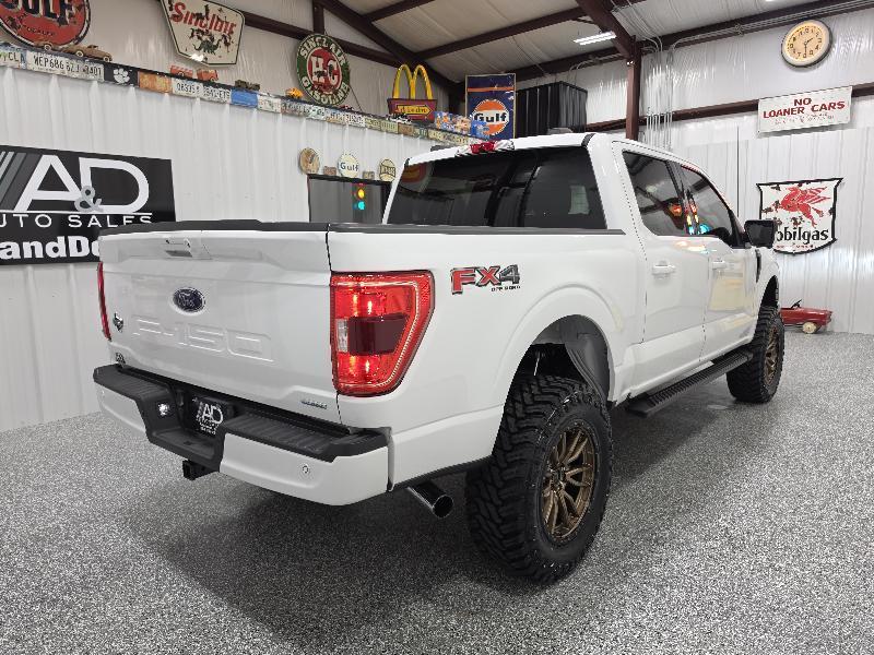 Ford F-150 4WD SuperCrew 145" XLT 2021