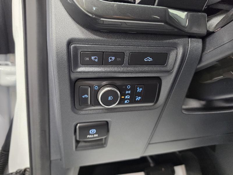 Ford F-150 4WD SuperCrew 145" XLT 2021