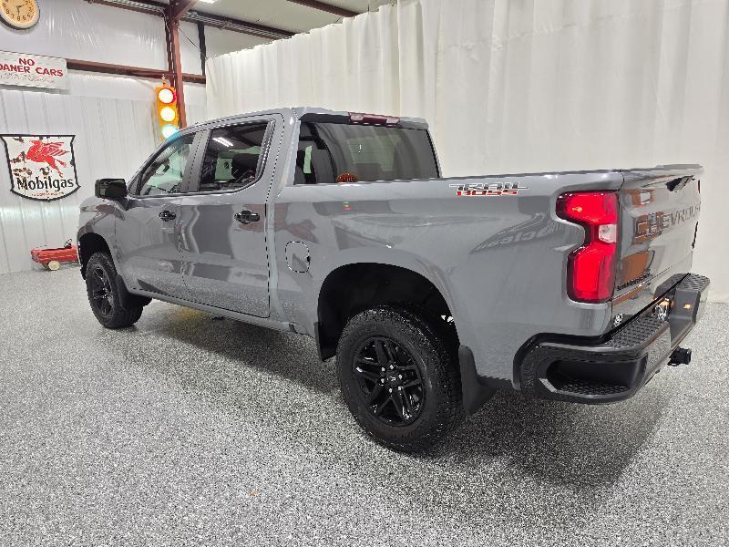 Chevrolet Silverado 1500 LTD 4WD Crew Cab 147" LT Trail Boss 2022