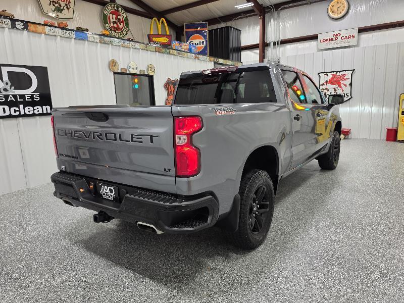 Chevrolet Silverado 1500 LTD 4WD Crew Cab 147" LT Trail Boss 2022