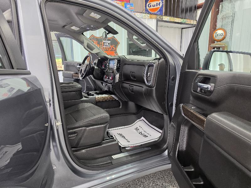 Chevrolet Silverado 1500 LTD 4WD Crew Cab 147" LT Trail Boss 2022