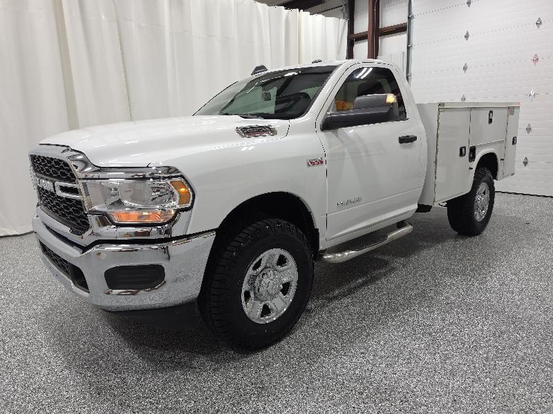 RAM 2500 Tradesman 4x4 Reg Cab 8' Box 2022