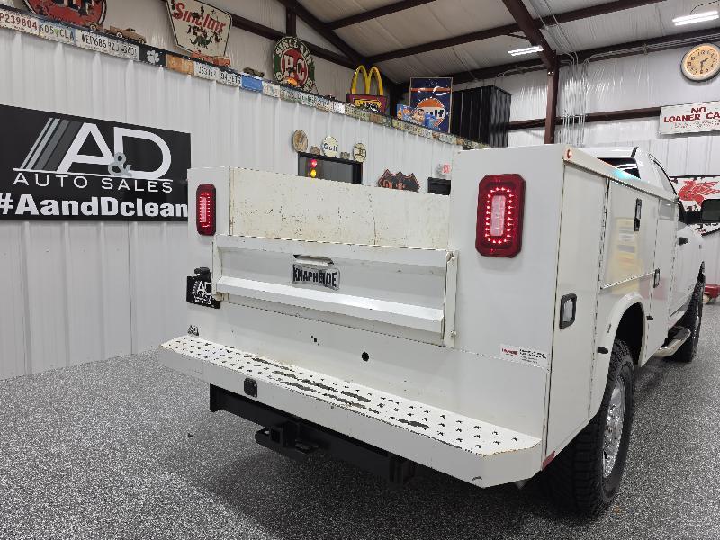 RAM 2500 Tradesman 4x4 Reg Cab 8' Box 2022