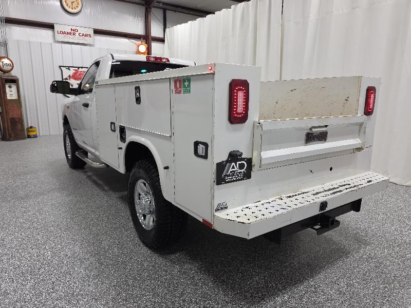 RAM 2500 Tradesman 4x4 Reg Cab 8' Box 2022