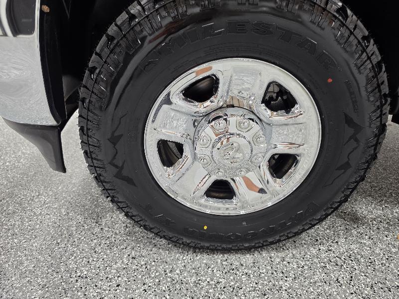 RAM 2500 Tradesman 4x4 Reg Cab 8' Box 2022