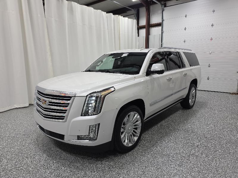 Cadillac Escalade ESV 4WD 4dr Platinum 2018