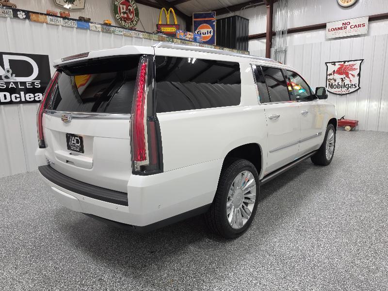 Cadillac Escalade ESV 4WD 4dr Platinum 2018