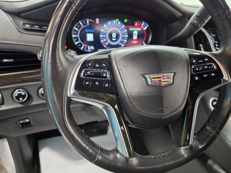 Cadillac Escalade ESV 4WD 4dr Platinum 2018