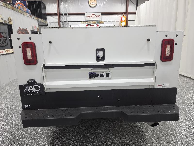 Chevrolet Silverado 2500HD 2WD Reg Cab 142" Work Truck 2023